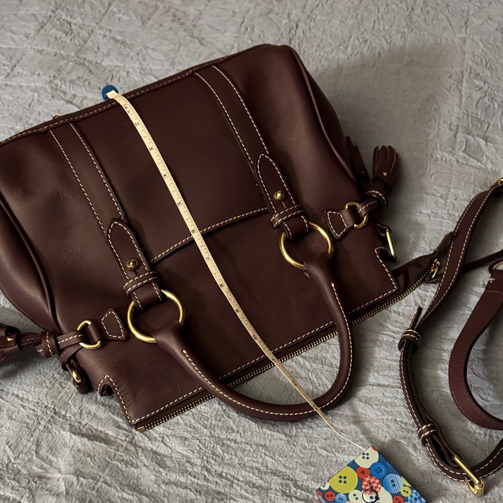 Dooney & Bourke plum satchel - Picture 6 of 6